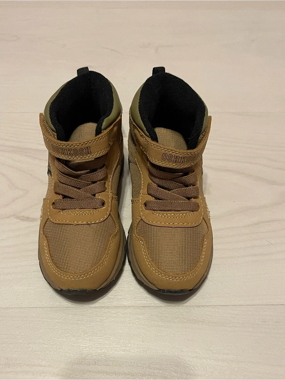 OshKosh B'gosh Brown and Black Kids Ankle Boots